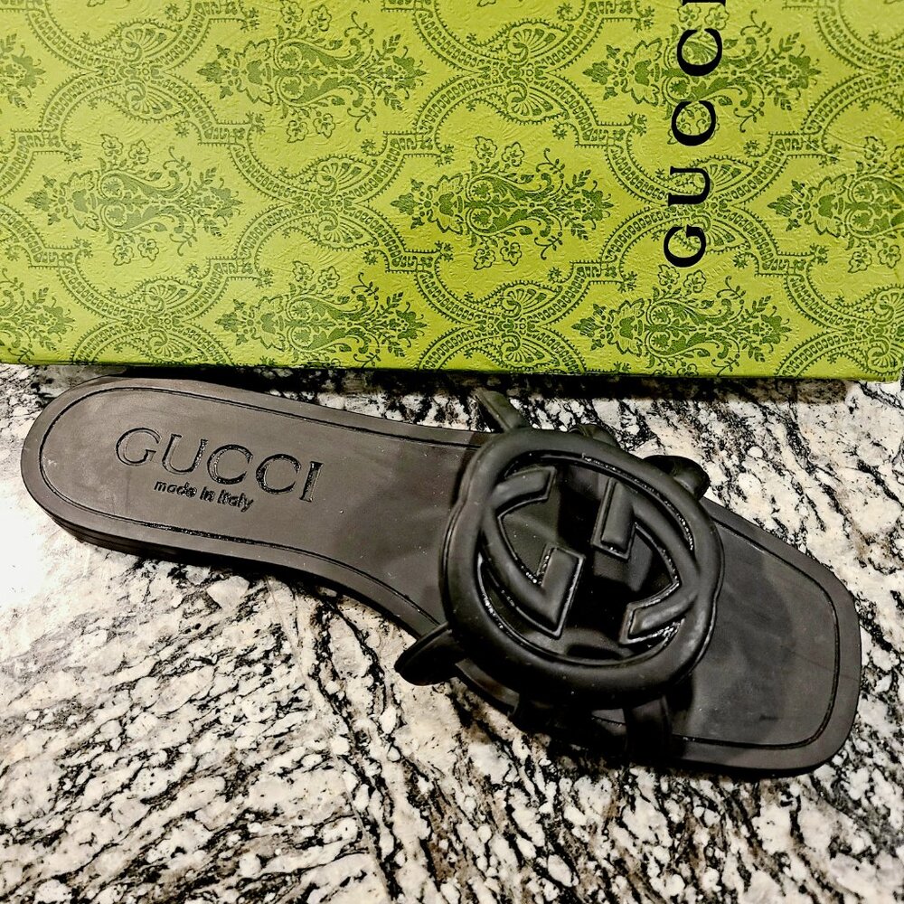 Authentic Women's Interlocking Gucci Slide Sandal - image 8